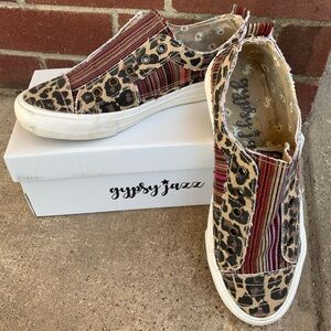 Like New (Worn Maybe 3 or 4 Times) - Women’s - Gypsy Jazz - Tennis Shoes
